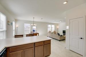 Manor Vacation Rental with Yard 17 Mi to Austin!