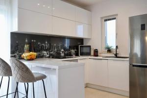 Apartment Holiday Home TiA