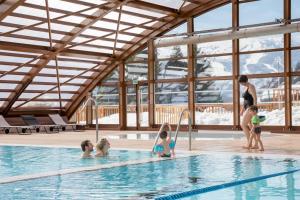 Appartements Lodge 10 personnes proche pistes et commerces belle vue : photos des chambres
