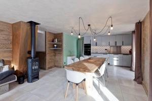 Appartements Lodge 10 personnes proche pistes et commerces belle vue : photos des chambres