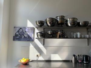 De Lotuspoort met Mihrs B&B in de Abdij van Bornem