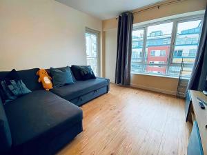 Secure 2BR 1BA Apartment for 6