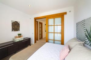 Fantastic penthouse 270m2 with amazing sea views