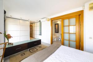 Fantastic penthouse 270m2 with amazing sea views