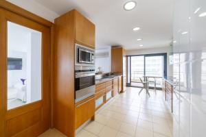 Fantastic penthouse 270m2 with amazing sea views