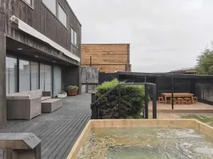 Acogedora y espaciosa casa cerca de la playa. - Chacurra