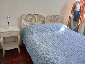 Apreciando la montaña, departamento centrico