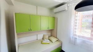 Apartments with a parking space , Krk - 21701