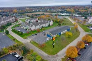 Super 8 by Wyndham Rockford - بيلويت