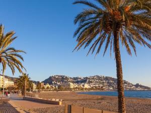 Apartamento con Vistas, 2ª Línea de Playa, Climatización, Wifi, Terraza y Parking, en Santa Margarita - ES-258-121