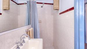 Tumut Farrington motel