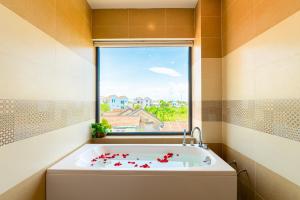 Biệt Thự 3 Phòng Ngủ (Three-Bedroom Villa)