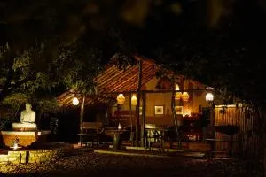 River Glamping by Gaga bees - Udawalawe