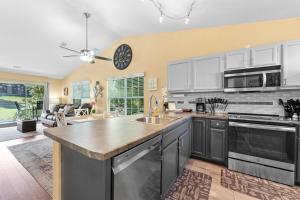 Harmony Hideaway condo