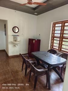 Sunshine Service Villa