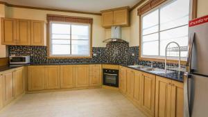 พูลวิลล่าชะอำ Amazia Pool Villa