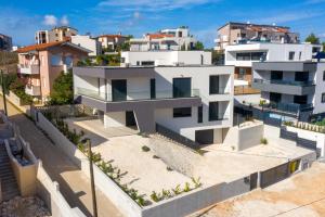 Villa Delfin with Pool