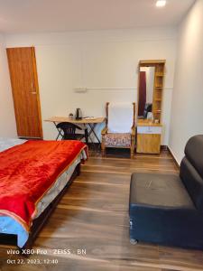 Sunshine Service Villa