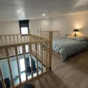 Loft entier, calme, fibre et wifi - Savy Loft entier, calme, fibre et wifi - Savy