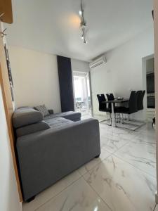 Apartment in Crikvenica with sea view, balcony, air conditioning, WiFi 3492-4