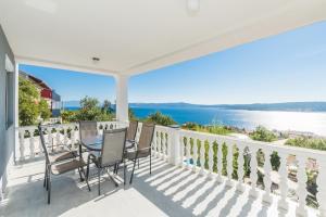 Apartment in Crikvenica with sea view, terrace, air conditioning, WiFi 3492-2 
