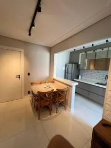 Apartamento Novo e Moderno - 林斯