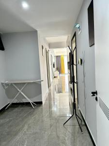 STAYREST Tours and Travel 3 bedroom Apartments in Kilimani Nairobi with rooftop pool