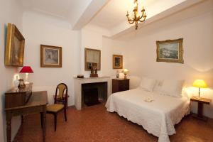 B&B / Chambres d'hotes La Maison du Peintre en Provence : photos des chambres