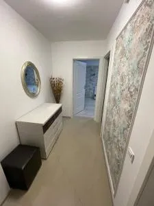 Garsoniera Cristina - Militari