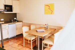 Two-Bedroom Apartment (4 Adults) room in Köhlers Krone