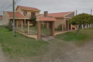 Casa Excelente ao lado da Praia - 卡西诺