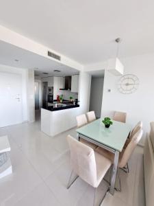 Bright apartment Sea Senses with sea views