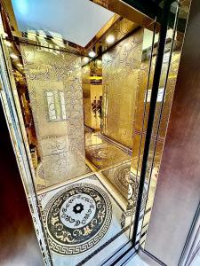 Sunflower Cat Ba by Secret Garden