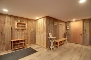 Weston Vacation Rental - Close to Ski Resorts!