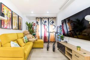 LUJO Parking, Proyector, Maquinita y Patinetes - 4hvězdičkové hotely ve městě Oviedo