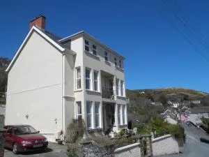 Fern Villa B&B - Goodwick