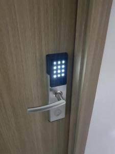 Hotel Luxury Twin Bed Room with Balcony Las Pinas-South Residence