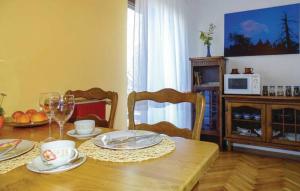 Apartment House Anton with free parking