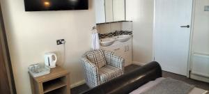 THE NEW Accommodation FREE complementary breakfast