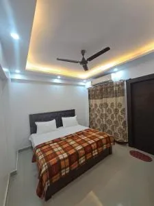 3 BHK Entire Flat, Bharat City, Teela Mod, Near Bhopura, Hindon Airport , Ghaziabad - Khekra
