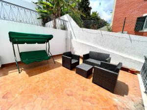 Oieras Beach Suite 2 - Large double room with En-suite bathroom and Balcony