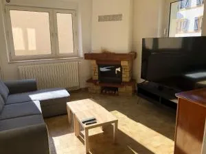 Metz Sud - A31 - Appartement rénové - 2 ch - 80 m2 - Entre Nancy et Luxembourg - Waves - 朱伊·奥克斯·阿奇斯