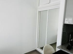 Central Lagos apt with Marina views near beaches