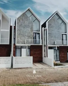 Villa Unik Dau Malang - Sengkaling