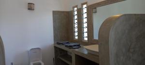 765 Breezebay suites