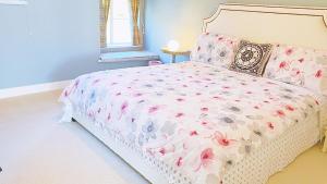 Emilys Nest 1 Bedroom Shared Bathroom Free Parking Self Check-in
