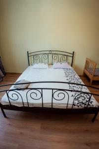 На Шептицьких