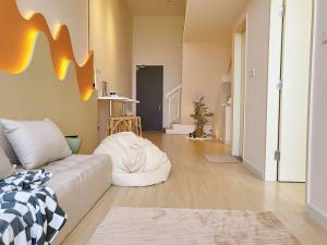 [Insta-Loft] Walk to Malls, Xpark and food nearby.