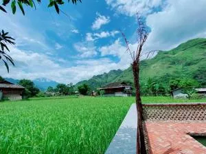 Duy Homestay Du Già - Làng Cac