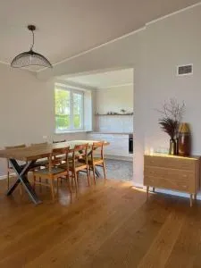 Ģimenes māja Jaunpilī - Īle